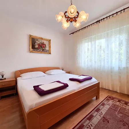 Carija * Novi Vinodolski